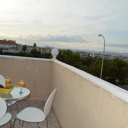 Residencial Torrealmar Con Vistas * 托雷维耶哈